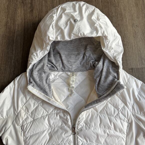 Lululemon Another Mile Jacket - Picture 4 of 9